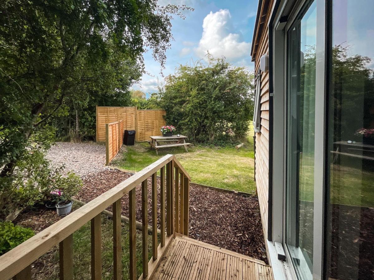 Shepherds Hut Bath Wick  Exterior photo